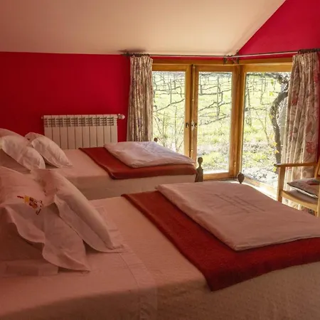 Casa De Juste - Turismo De Habitacao Bed & Breakfast Lousada