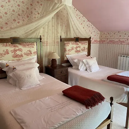 Casa De Juste - Turismo De Habitacao לינה וארוחת בוקר 3*